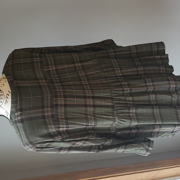 Torrid Green and Pink Plaid Top, size 2 - Picture 7 of 14